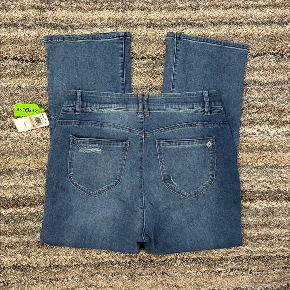 Democracy High Rise Barely Bootcut Jeans Sz 14W NWT | Democracy Bootcut Jeans * - Picture 7 of 12